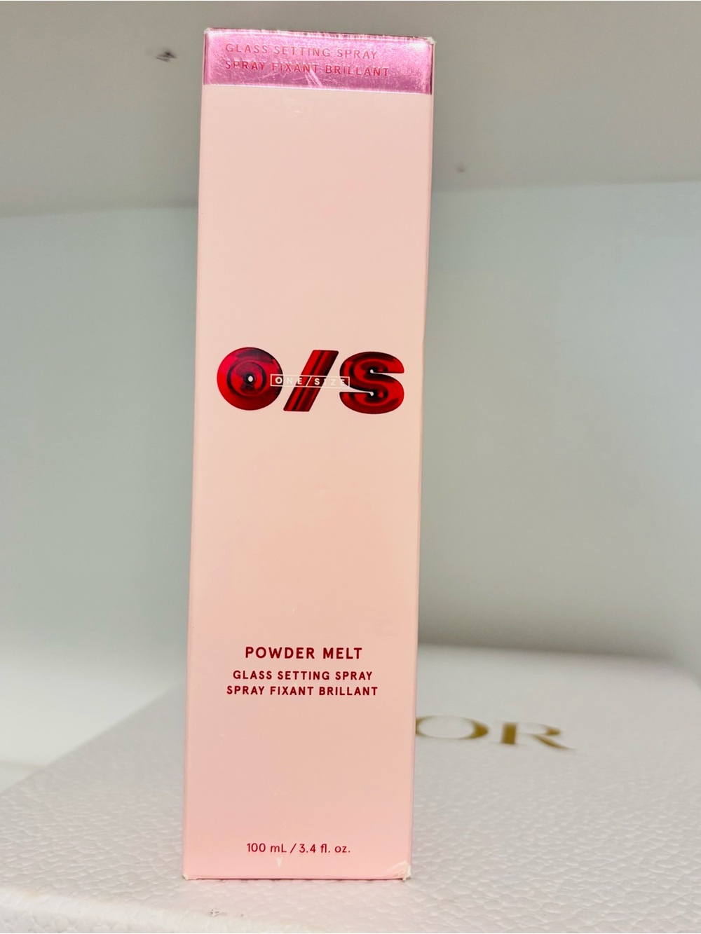 Powder Melt Glass Setting Spray – Pink
